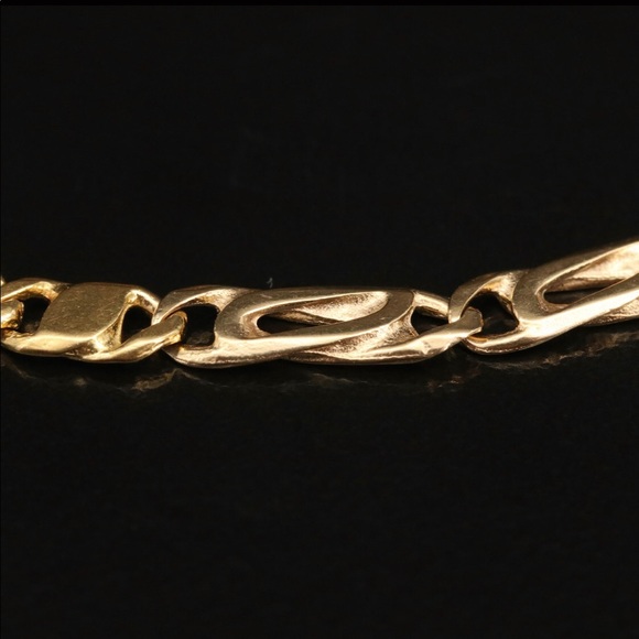 18kt Fancy Figaro Chain Bracelet - Picture 7 of 8